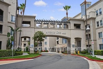 Building Photo - 2205 Scholarship