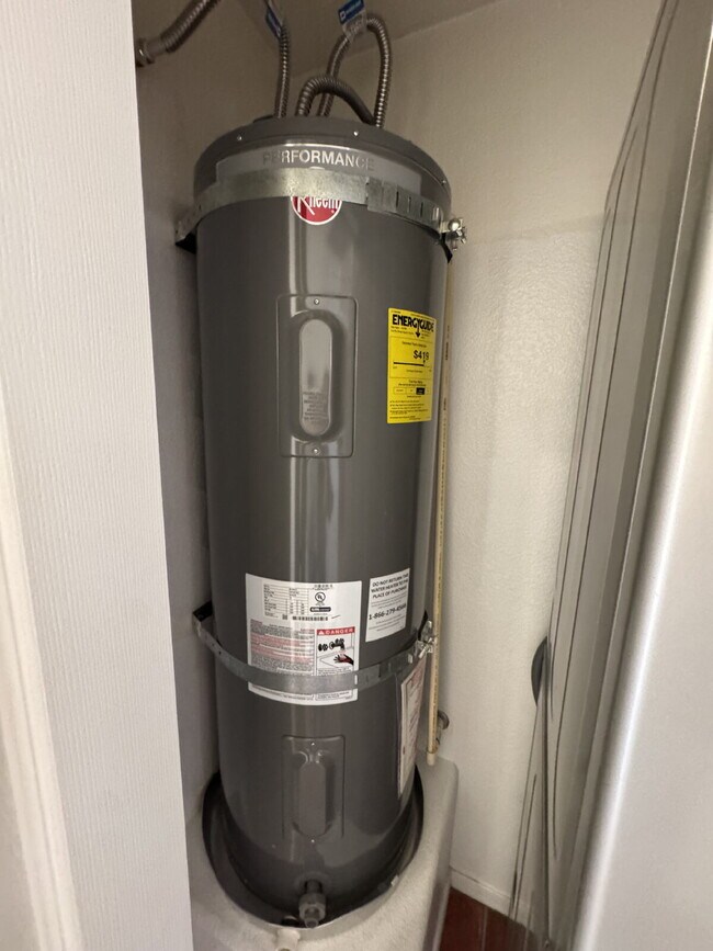 Building Photo - A Cozy 2 bed/ 2 bath home in the heart of Yuma!