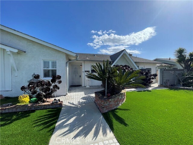 Building Photo - 5072 Edinger Ave