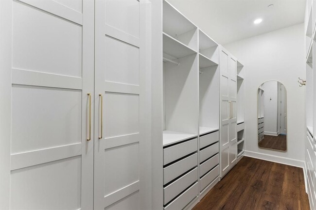 Building Photo - 5208 Watusi Bend