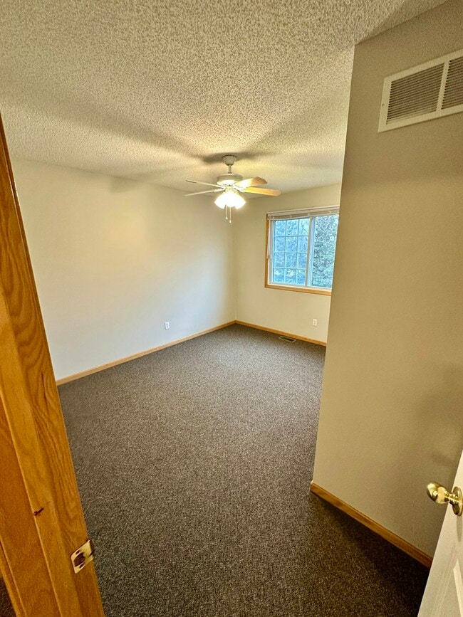 Building Photo - 13037 Europa Trail Way N