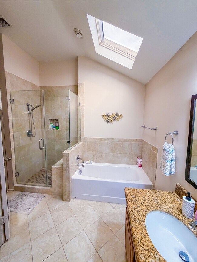 Building Photo - 13422 Blackbird Dr