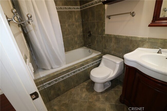 Building Photo - 14631 Dickens St