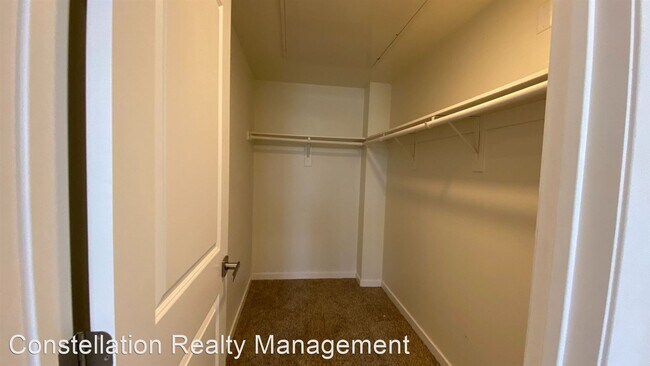 Building Photo - 127 50th St