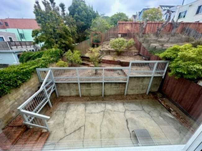 Building Photo - Moraga Property
