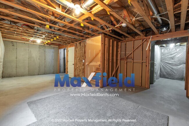 Building Photo - 529 Fox Chase Dr