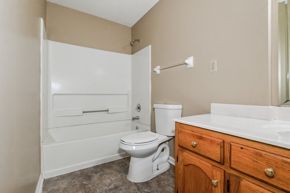 Building Photo - 5905 Kayla Dr