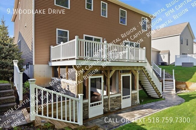 Building Photo - 9 Woodlake Dr