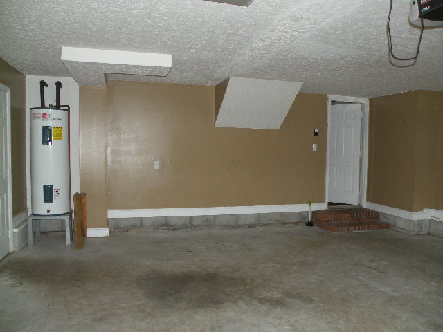 Building Photo - Home in Tucker Creek