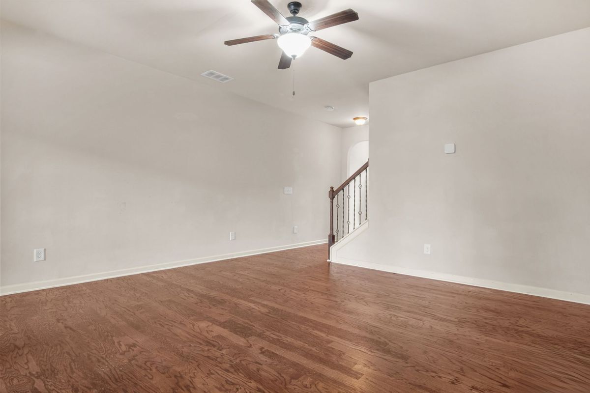 Building Photo - 1539 Creek Bend Ln NW