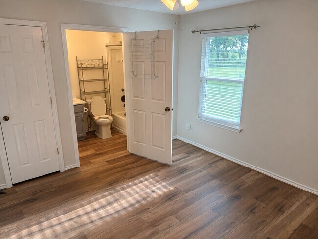 Building Photo - 17787 CR 330