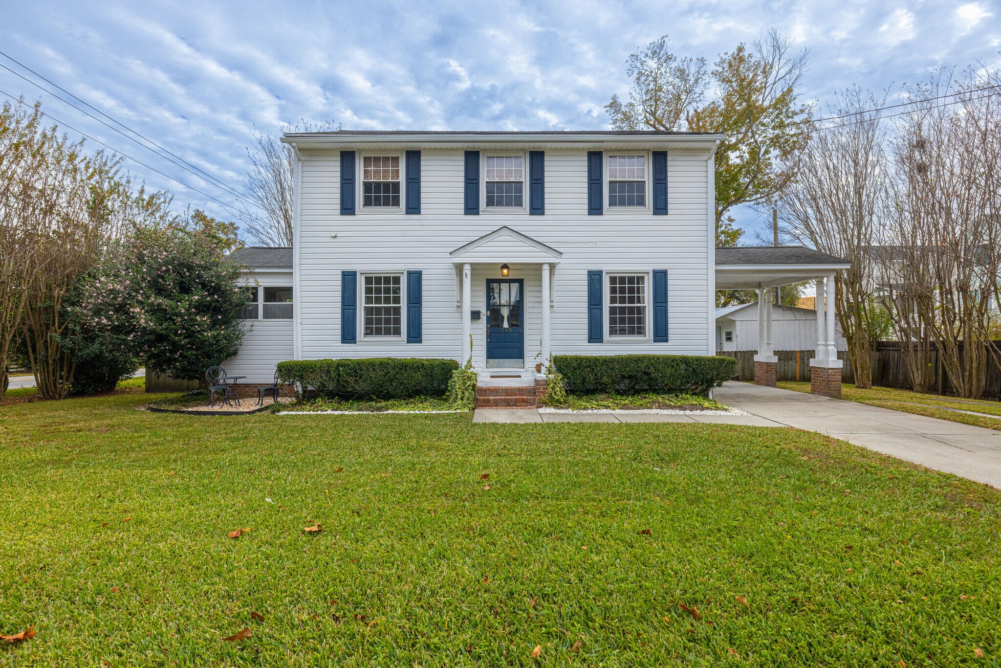 Building Photo - 1049 Buist Ave