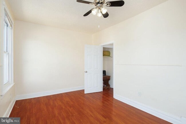 Building Photo - 3118 Haverford Ave