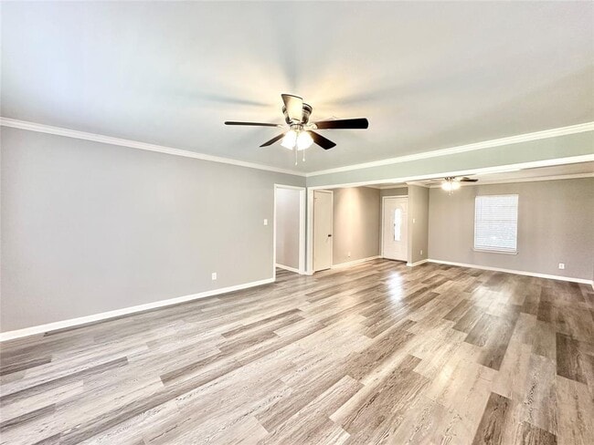 Building Photo - 5818 Birchmont Dr
