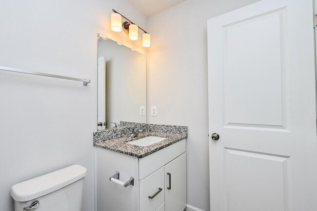 Building Photo - 4388 Fair Lakes Ct