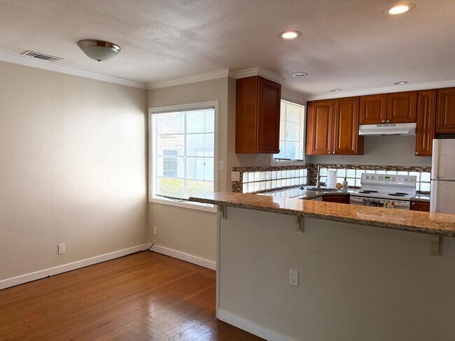 Building Photo - 3714 Folsom Blvd