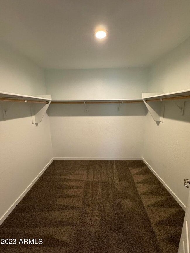 Building Photo - Newer townhome for rent in Tempe!