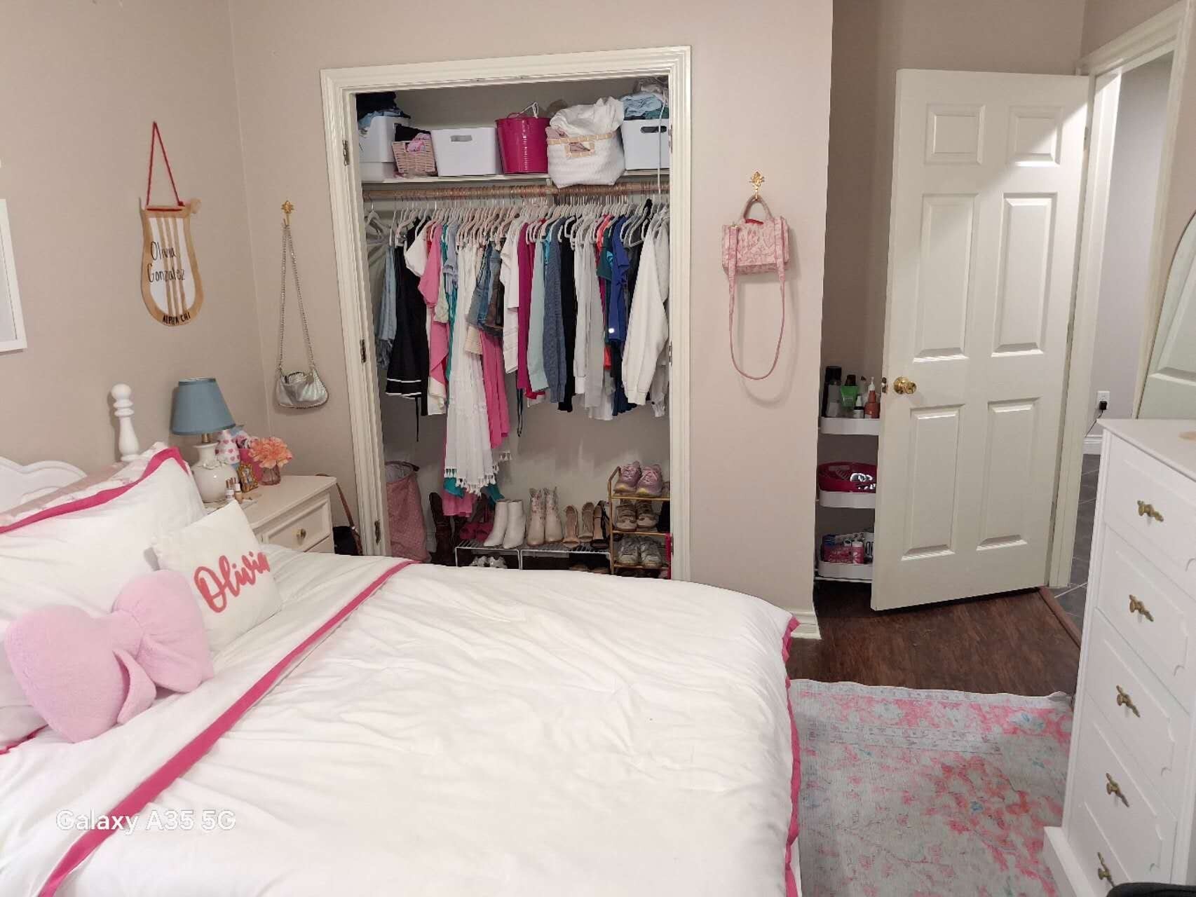 Building Photo - 129 Richards St