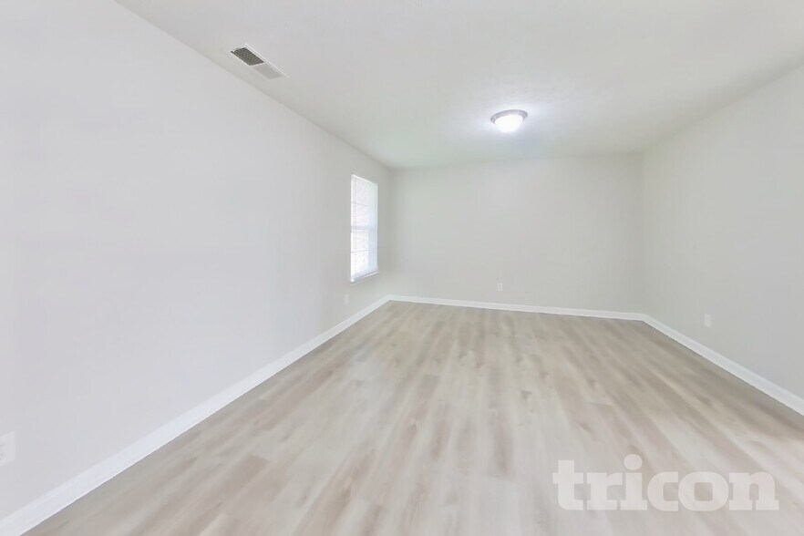 Building Photo - 5733 Partin Ln