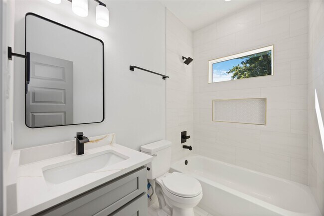 Building Photo - 8511 Prairie View Dr