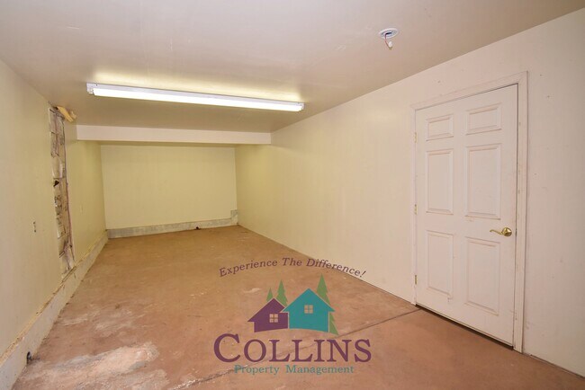 Building Photo - 12437 Silk Tassle Cir