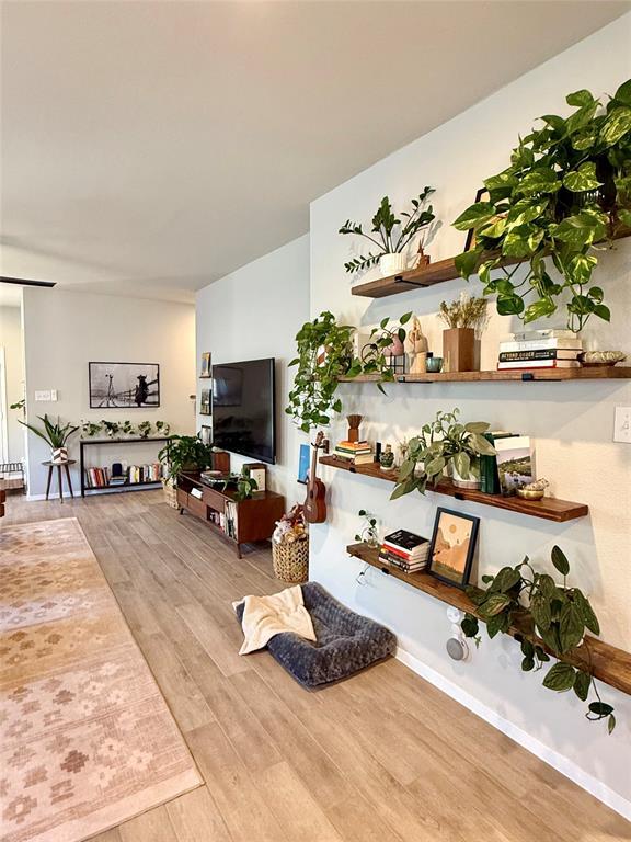 Building Photo - 5216 Lomasso Dr