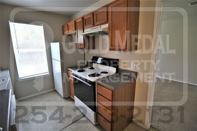 Building Photo - 1619 Inca Dr