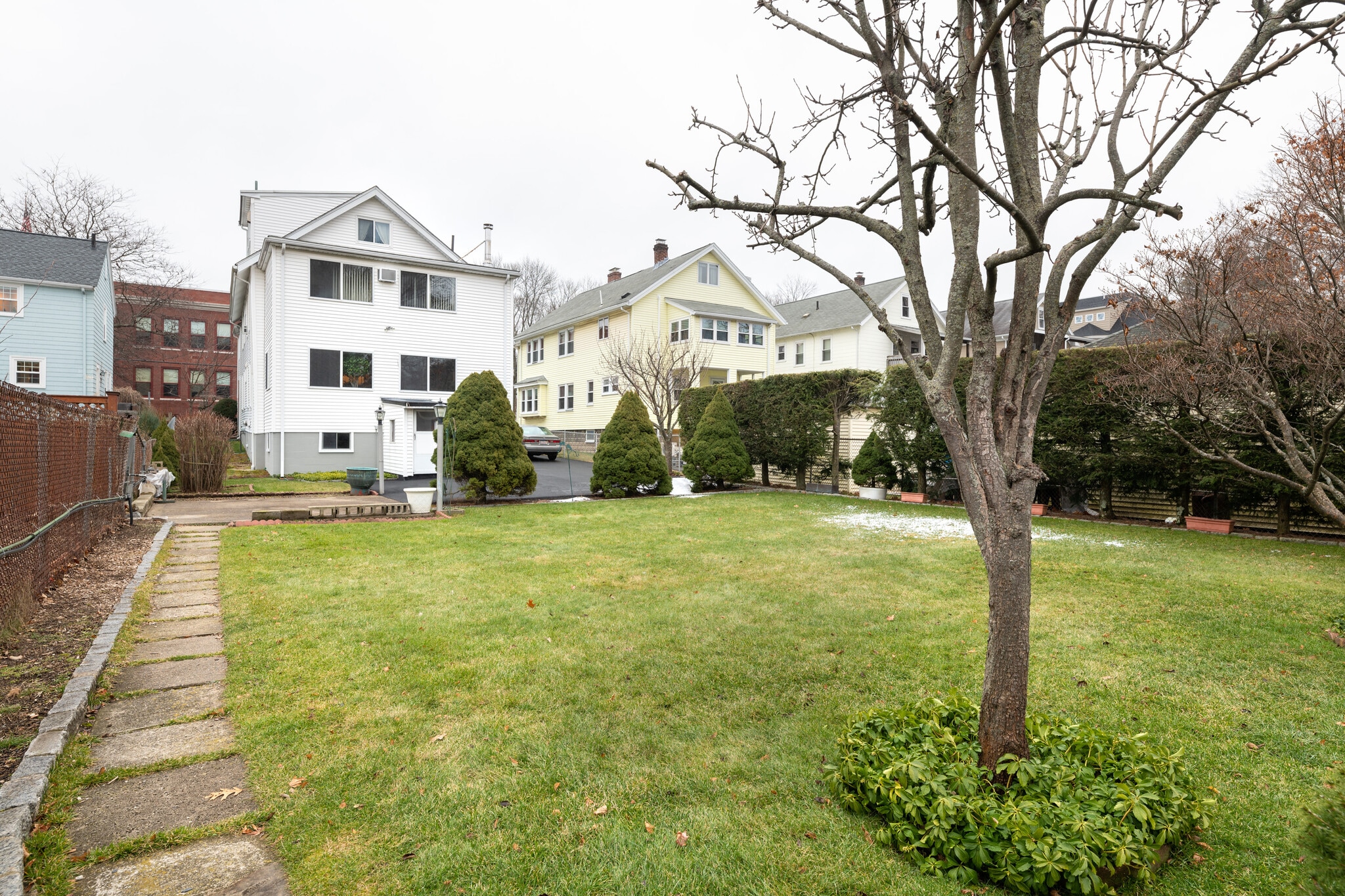 Building Photo - 97 White St
