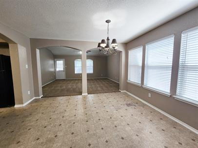 Building Photo - Fantastic location-Medical Center