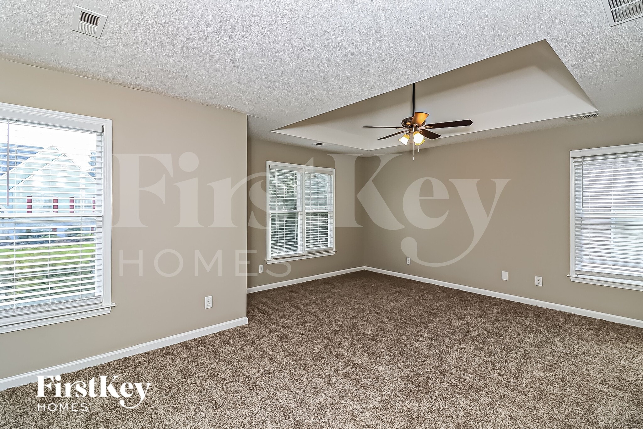 Building Photo - 3727 Lockerbie Ln