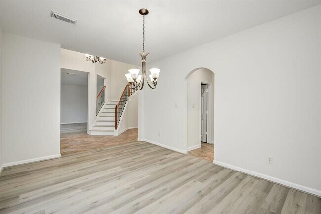 Building Photo - 26122 Salt Creek Ln