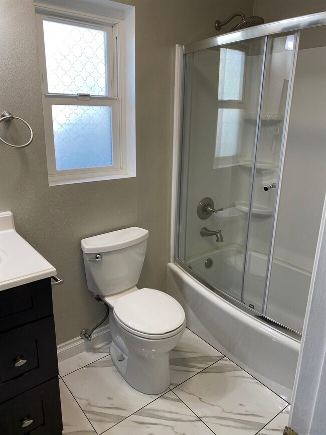 Building Photo - 11217 Adriatic Pl