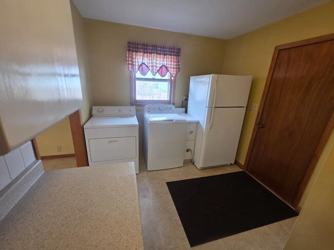 Building Photo - 46258 312th St