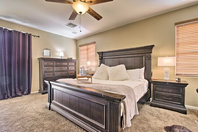 Building Photo - 3759 E Fruitvale Ave