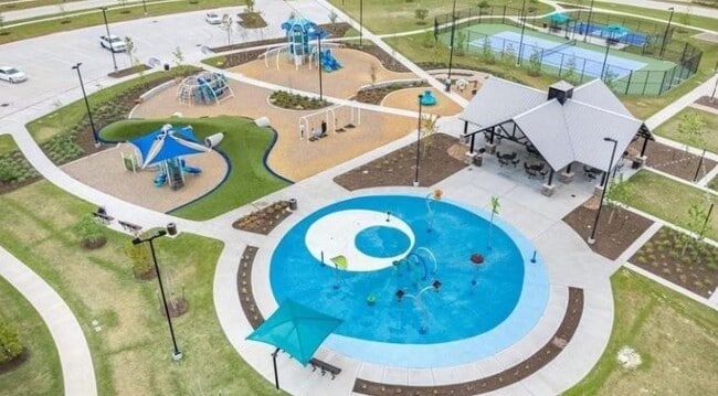 Building Photo - 9715 Bixby Crk Dr