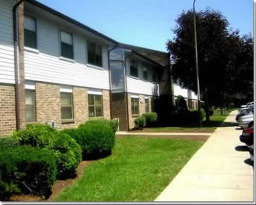 Primary Photo - Beattyville Manor