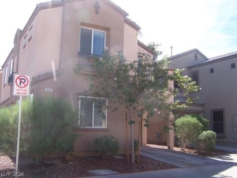 Building Photo - 6045 Aripeka St