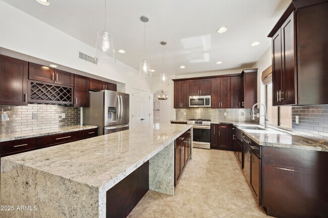 Building Photo - 18027 N 50th Pl