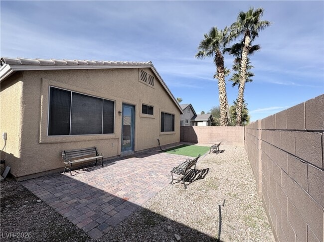 Building Photo - 1716 Stonefield St