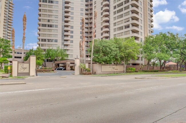 Building Photo - 3525 Sage Rd
