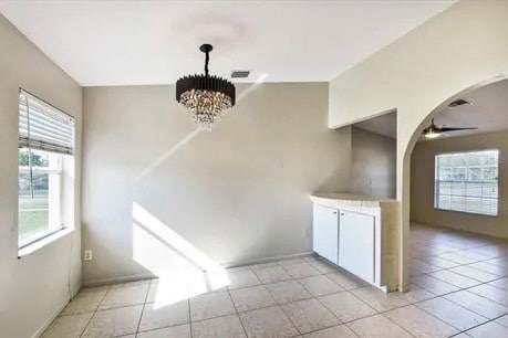 Building Photo - 2410 High Hollow Dr