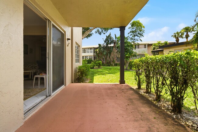 Building Photo - 13755 Via Aurora