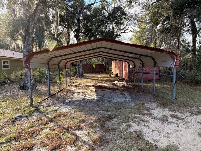 Building Photo - Spacious 3/3 on Nearly 2 Acres with Exceptional Storage and No HOA