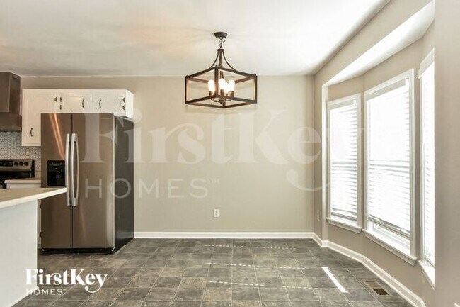 Building Photo - 1304 Venessa Dr