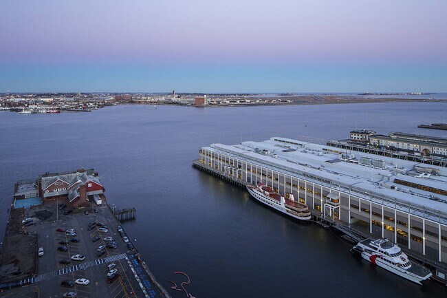 Building Photo - 85 Pier 4 Blvd
