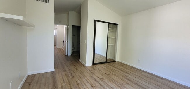 Building Photo - Spacious 3-Bedroom Townhome with Scenic Views in Glenwood Springs