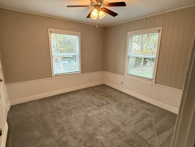 Building Photo - 5142 Balkin St