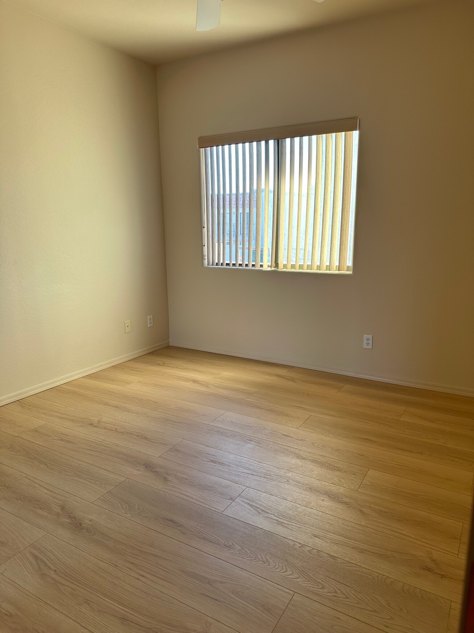 Building Photo - 16626 E Westby Dr