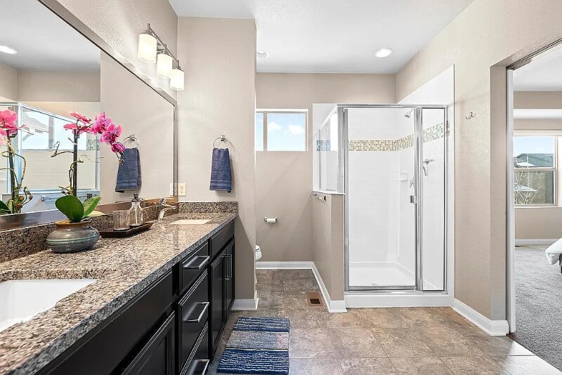 Building Photo - 1801 W 67th Pl