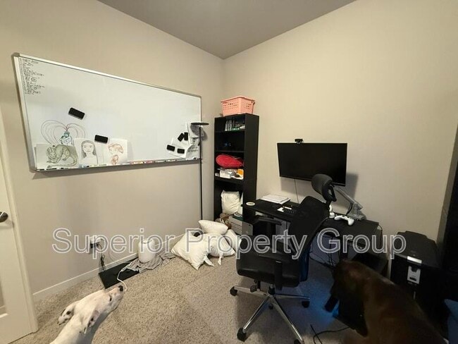 Building Photo - 2865 Endive Dr